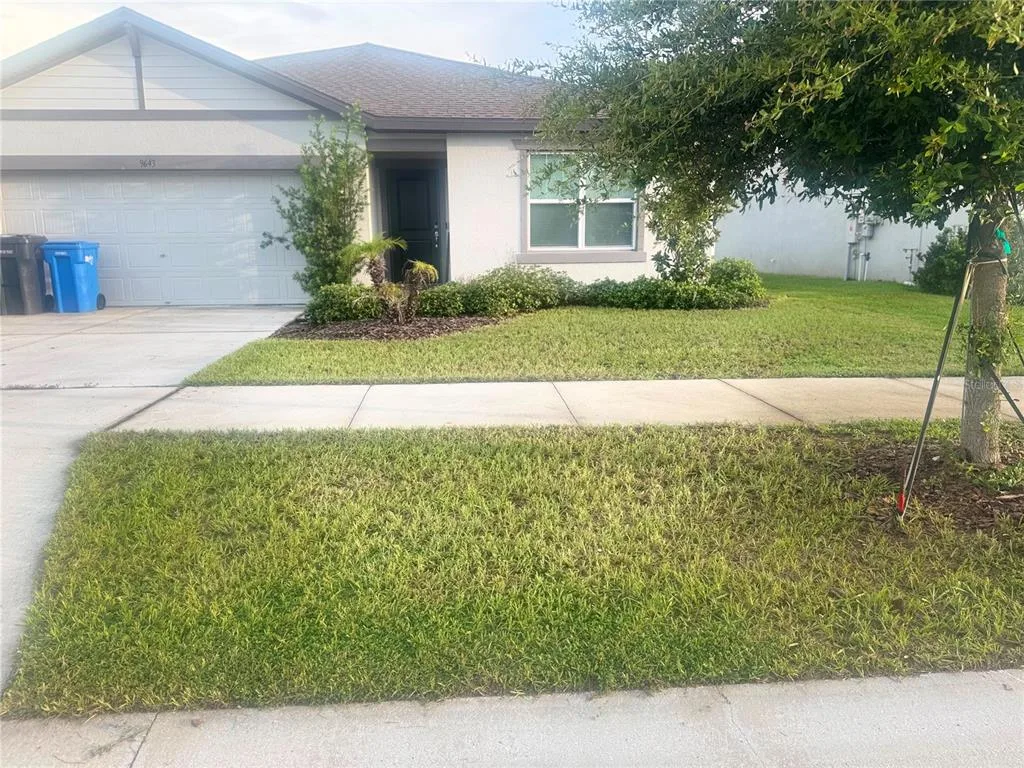 9643 SUMMERS CAY CIRCLE, THONOTOSASSA, FL 33592