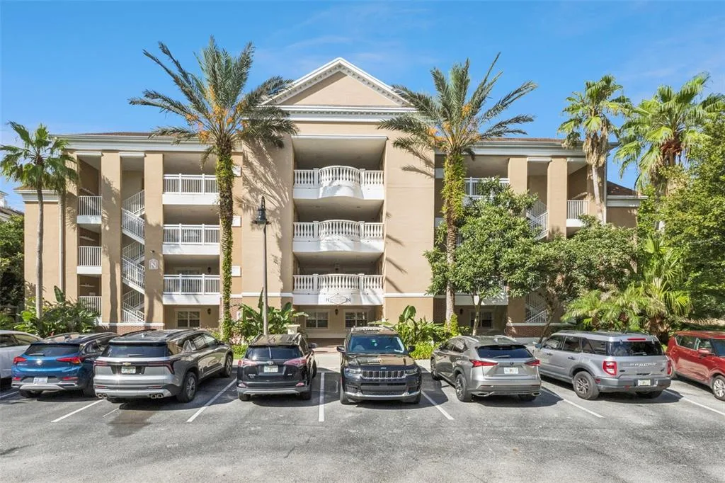 1112 SUNSET VIEW CIRCLE # 203, KISSIMMEE, FL 34747