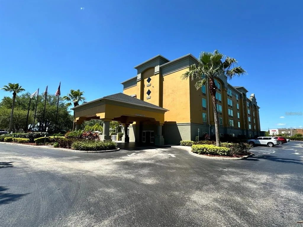 3000 MAINGATE LANE # 326, KISSIMMEE, FL 34747