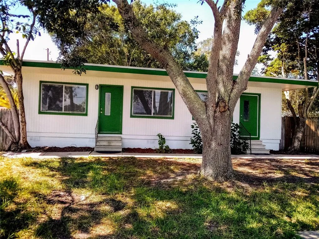 10530 68TH AVENUE, SEMINOLE, FL 33772