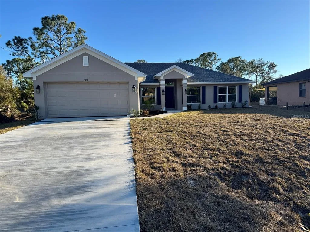 7933 TROPICAIRE BLVD., NORTH PORT, FL 34286