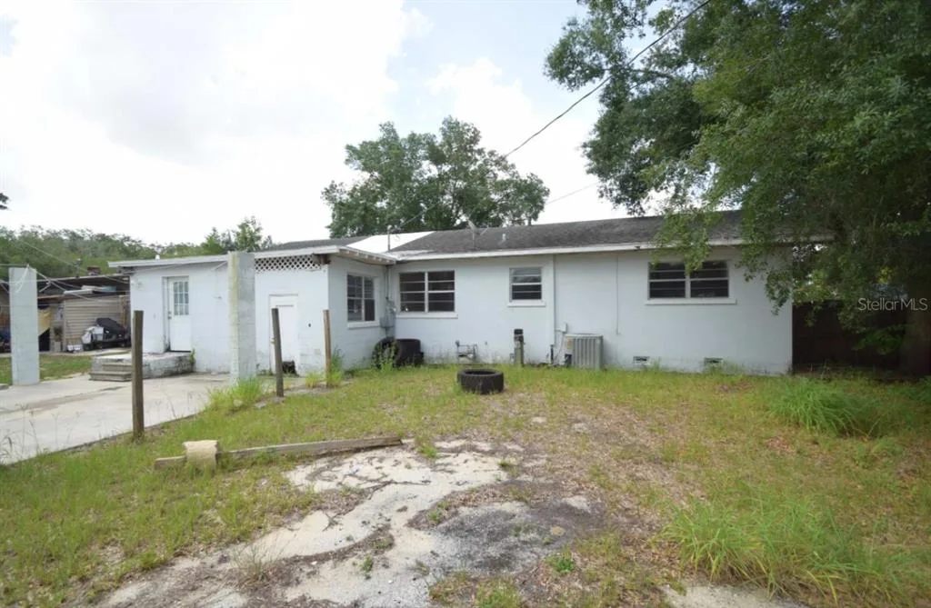 307 STEEDLY AVENUE, LAKE WALES, FL 33853
