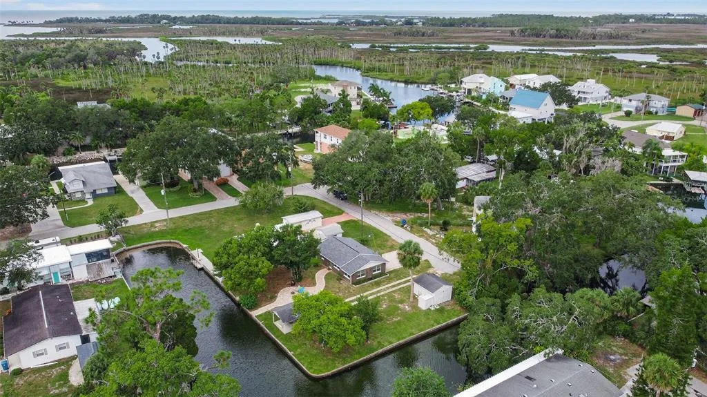 5411 TEAL DRIVE, WEEKI WACHEE, FL 34607