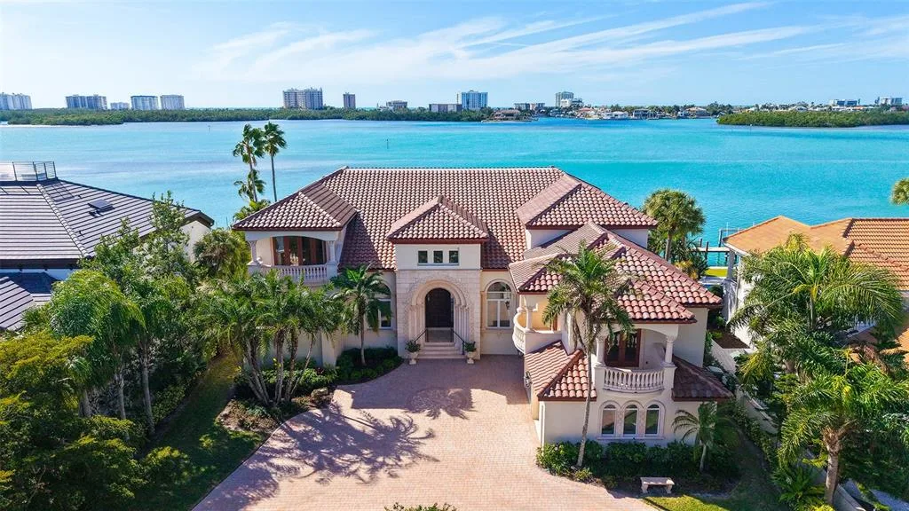 570 S SPOONBILL DRIVE, SARASOTA, FL 34236