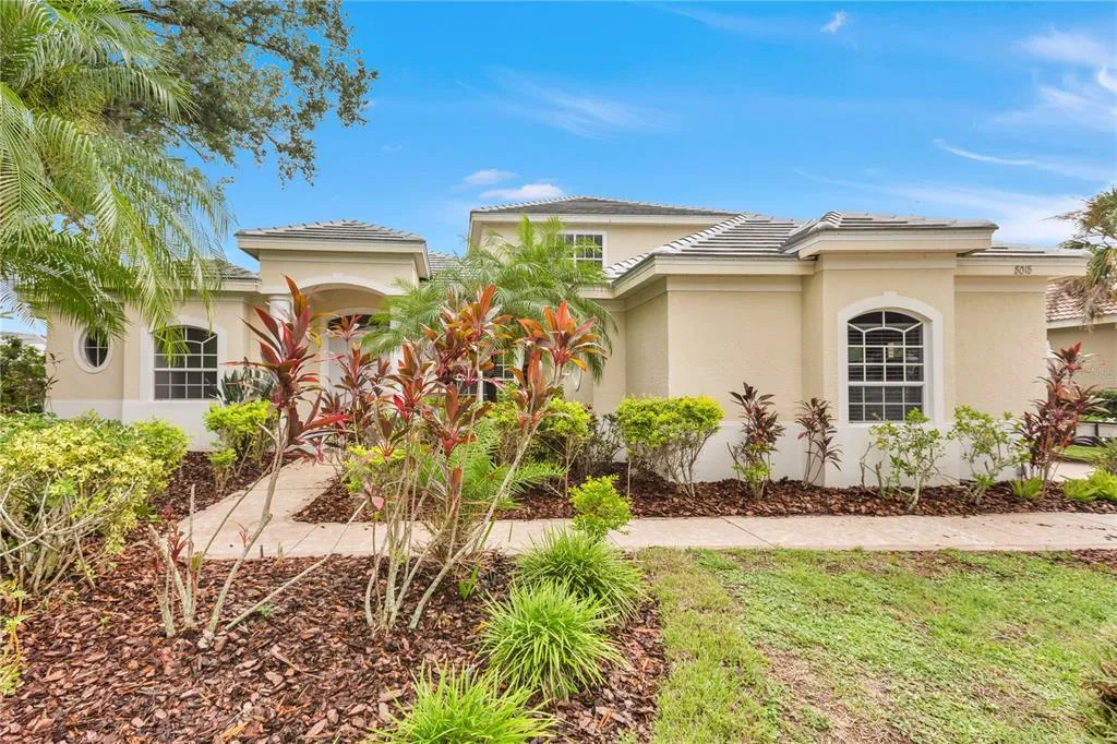 8018 WATERVIEW BOULEVARD, BRADENTON, FL 34202