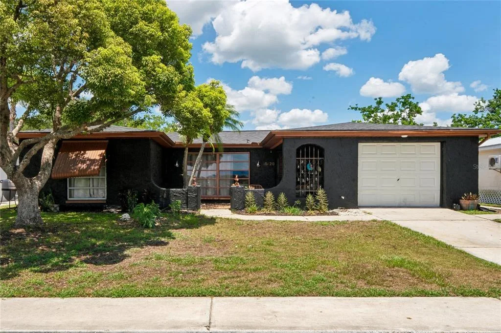 10120 GLEN MOOR LANE, PORT RICHEY, FL 34668