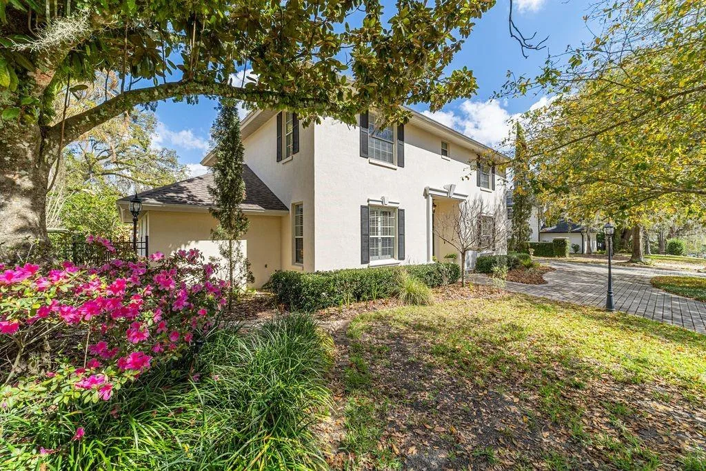905 SE 12TH STREET, OCALA, FL 34471