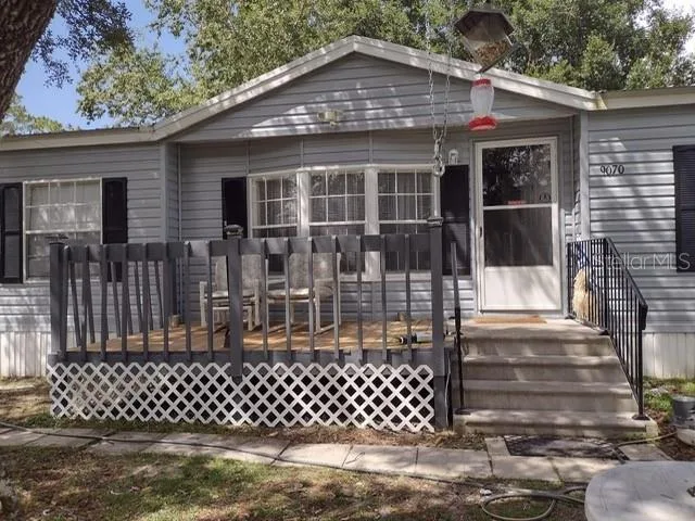 9070 SE 196TH TERRACE, OCKLAWAHA, FL 32179