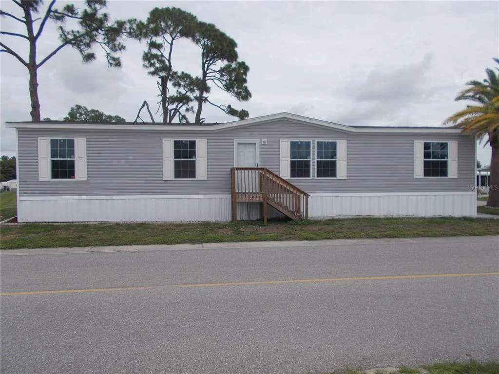 6803 AMOKO COURT, NORTH PORT, FL 34287