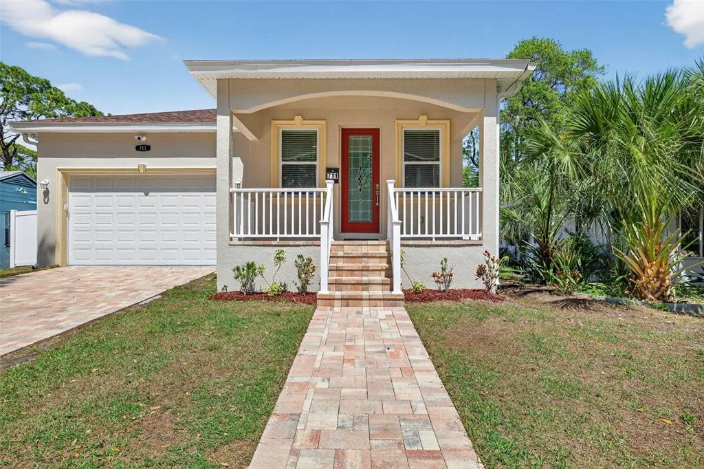 711 28TH AVENUE S, ST PETERSBURG, FL 33705