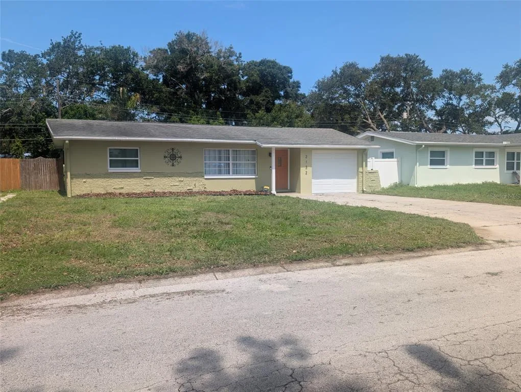 2132 ISABELLE STREET, LARGO, FL 33774