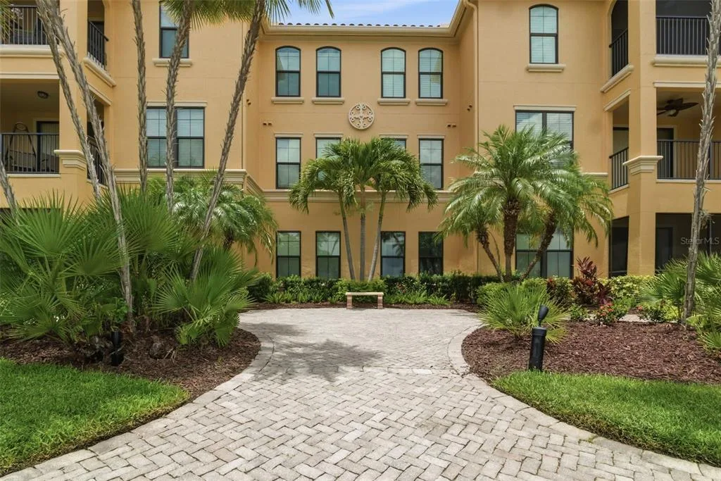 2739 VIA CAPRI # 1014, CLEARWATER, FL 33764