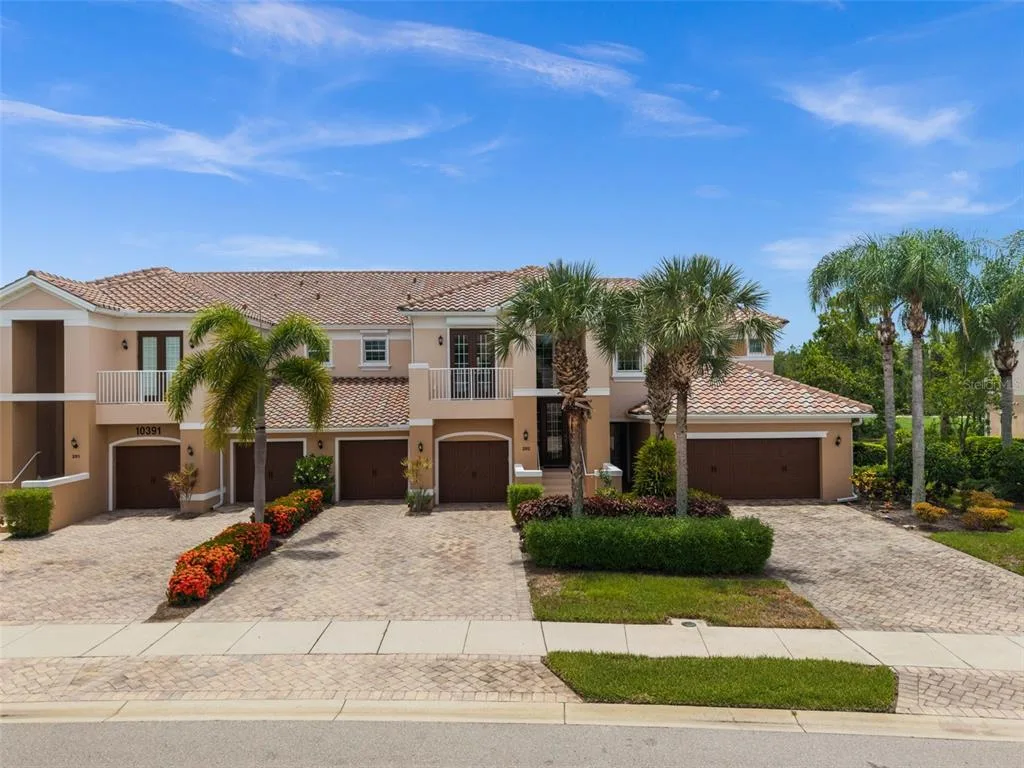 10391 GLASTONBURY CIRCLE # 202, FORT MYERS, FL 33913