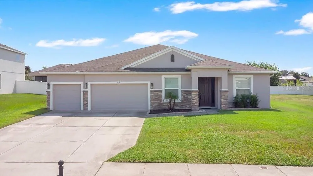 1086 ROCK CREEK STREET, APOPKA, FL 32712