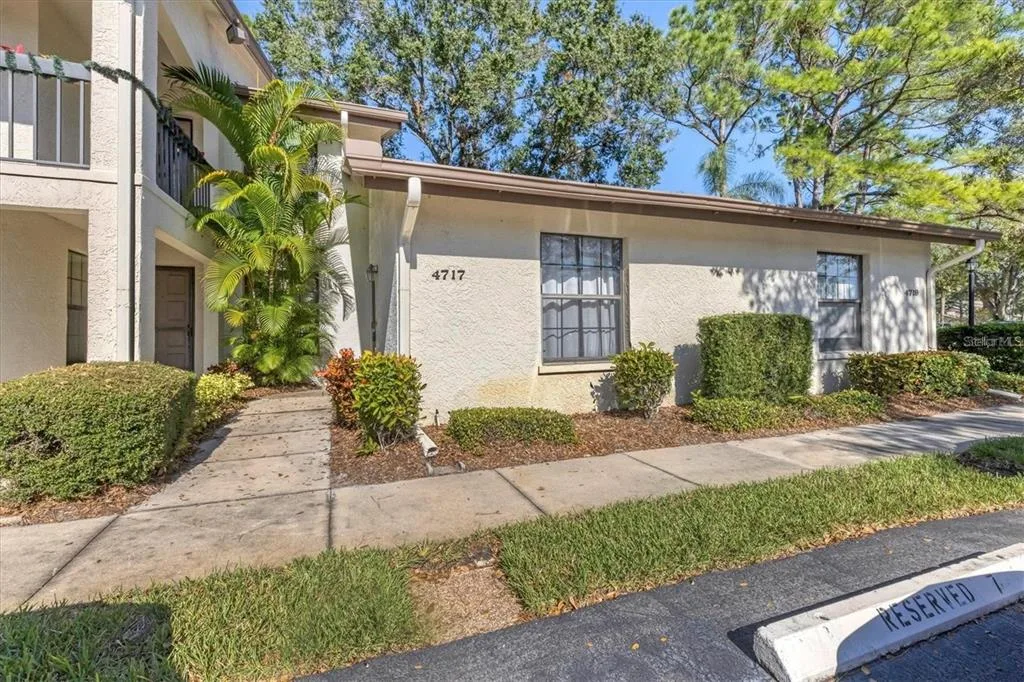 4717 WINSLOW BEACON # 7, SARASOTA, FL 34235