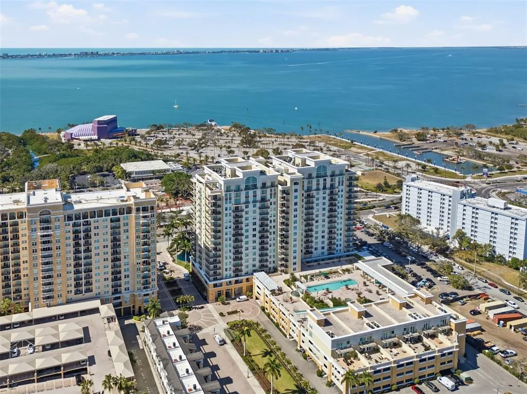 800 N TAMIAMI TRAIL # 1203, SARASOTA, FL 34236