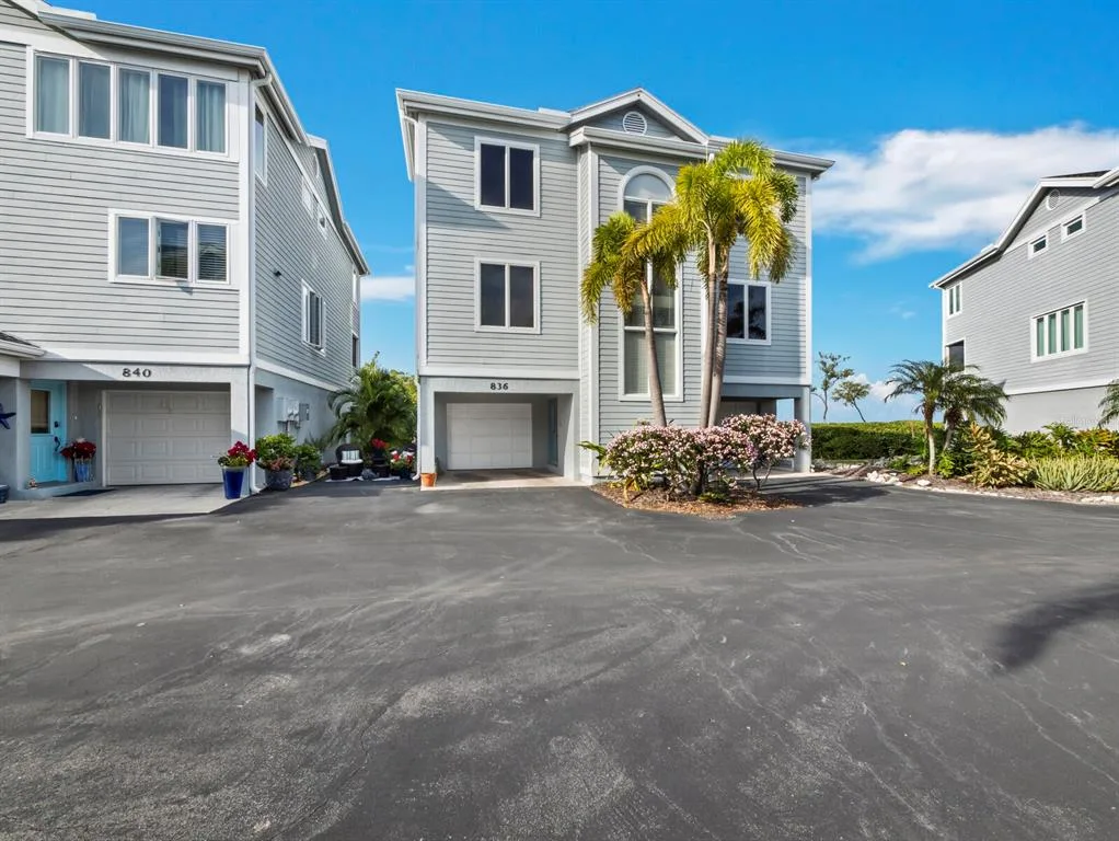 836 EVERGREEN WAY, LONGBOAT KEY, FL 34228