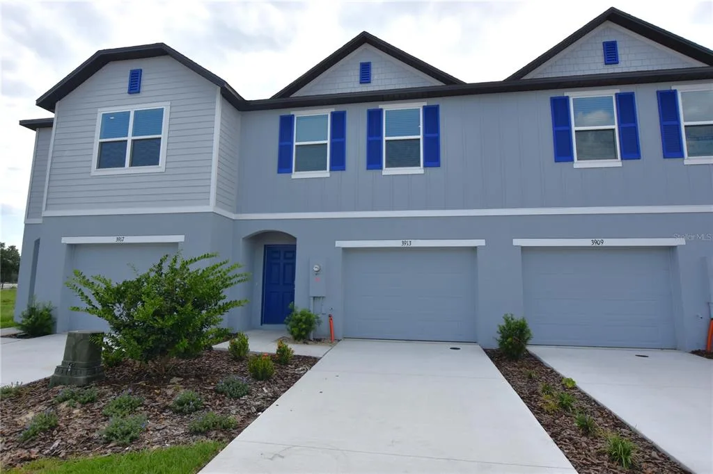 3913 ACADEMIA AVENUE, LAKELAND, FL 33803