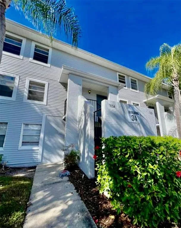 7108 WATERSIDE DRIVE, TAMPA, FL 33617