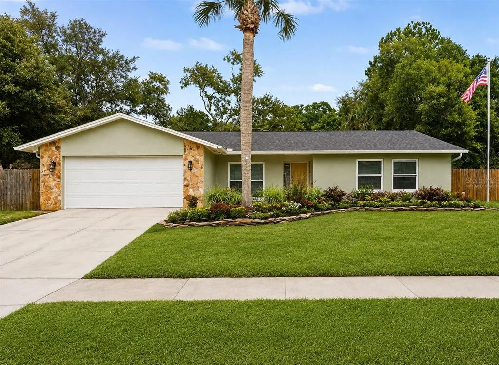 9303 ROLLING RIDGE PLACE, TAMPA, FL 33637