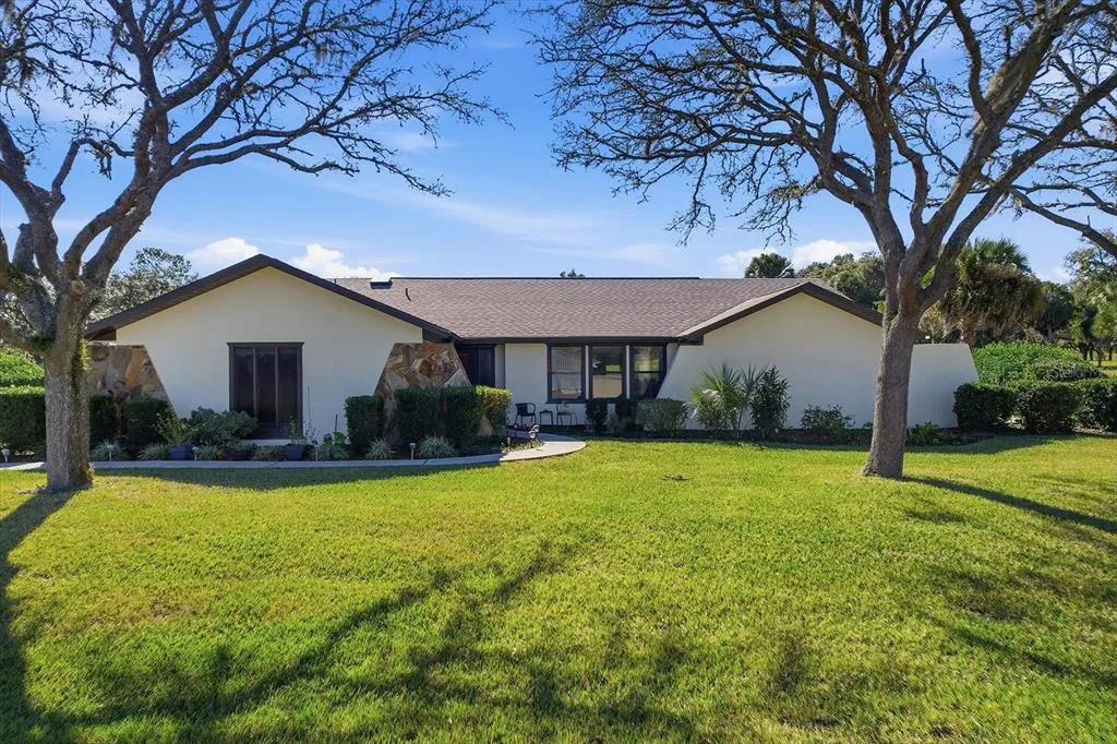 560 E FALCONRY COURT, HERNANDO, FL 34442