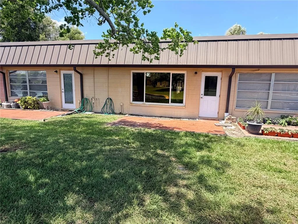 4446 RUSTIC DRIVE # E, NEW PORT RICHEY, FL 34652