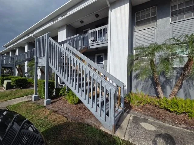 4821 W MCELROY AVENUE # D210, TAMPA, FL 33611