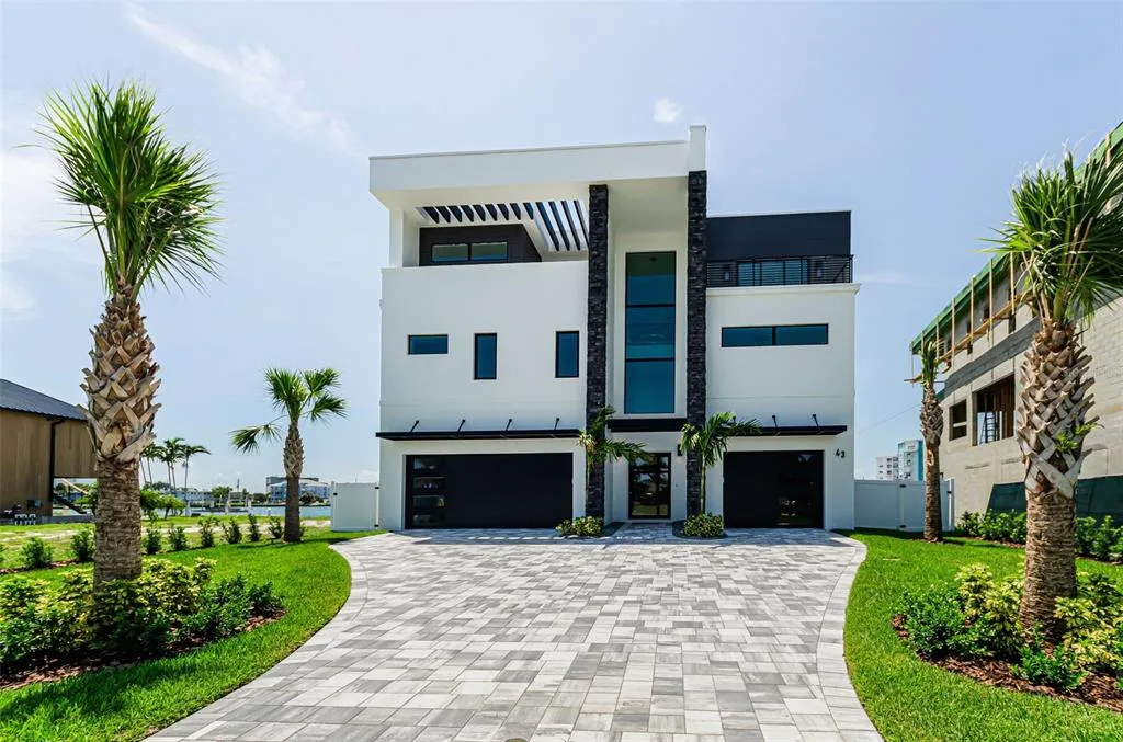 43 DOLPHIN DRIVE, TREASURE ISLAND, FL 33706