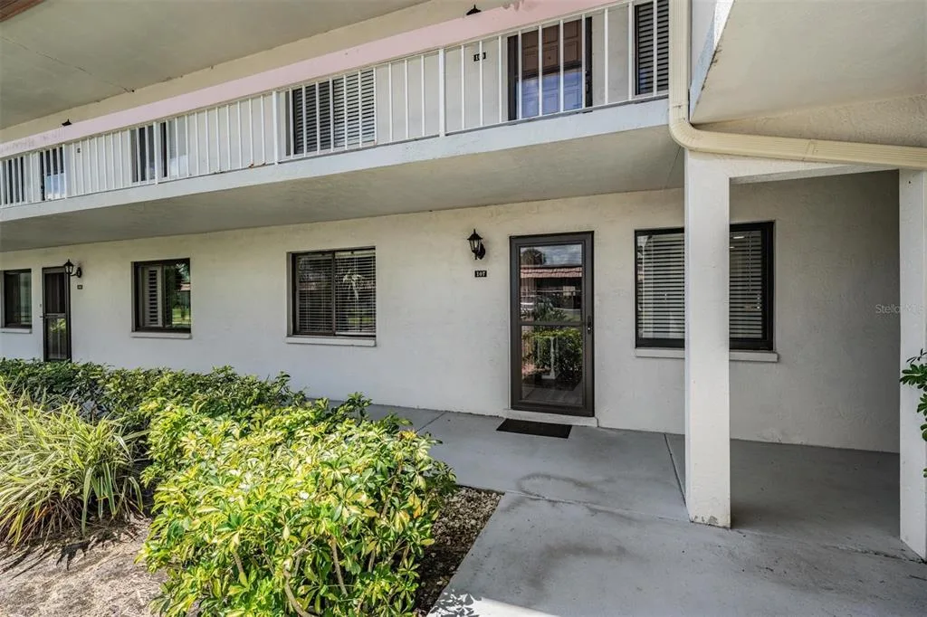 107 LAKEVIEW PLACE # 7, OLDSMAR, FL 34677