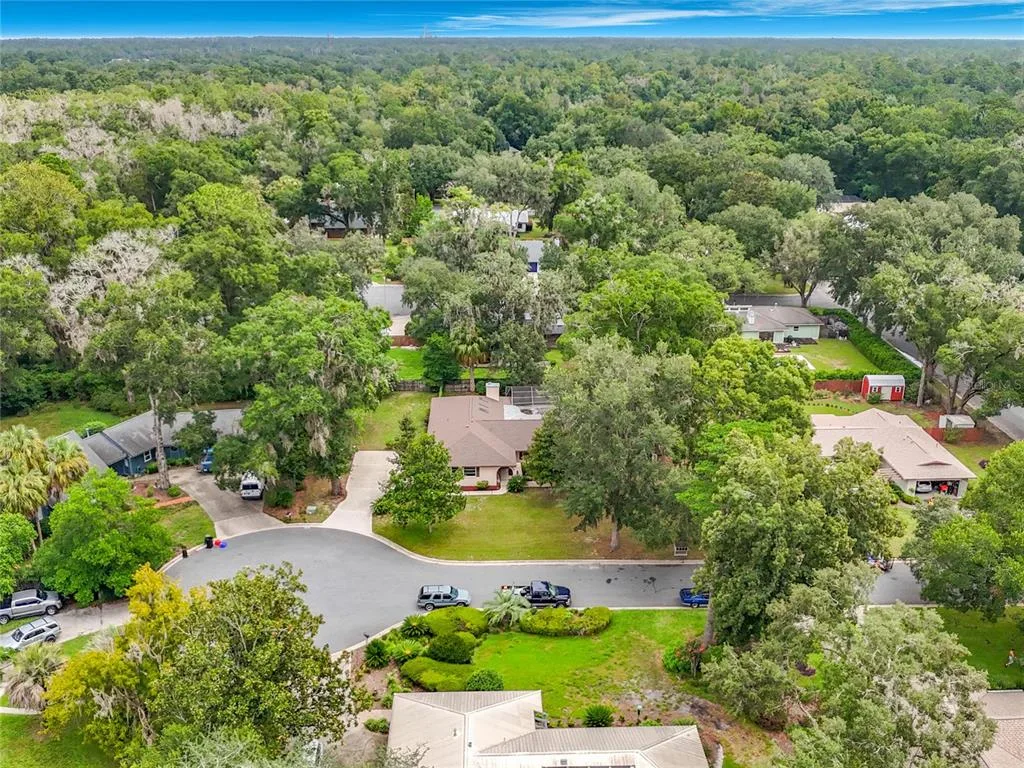 3944 NW 40TH COURT, GAINESVILLE, FL 32606
