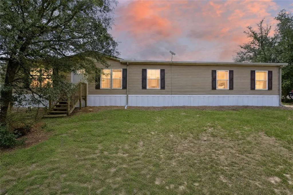4830 NE 121 AVENUE, WILLISTON, FL 32696