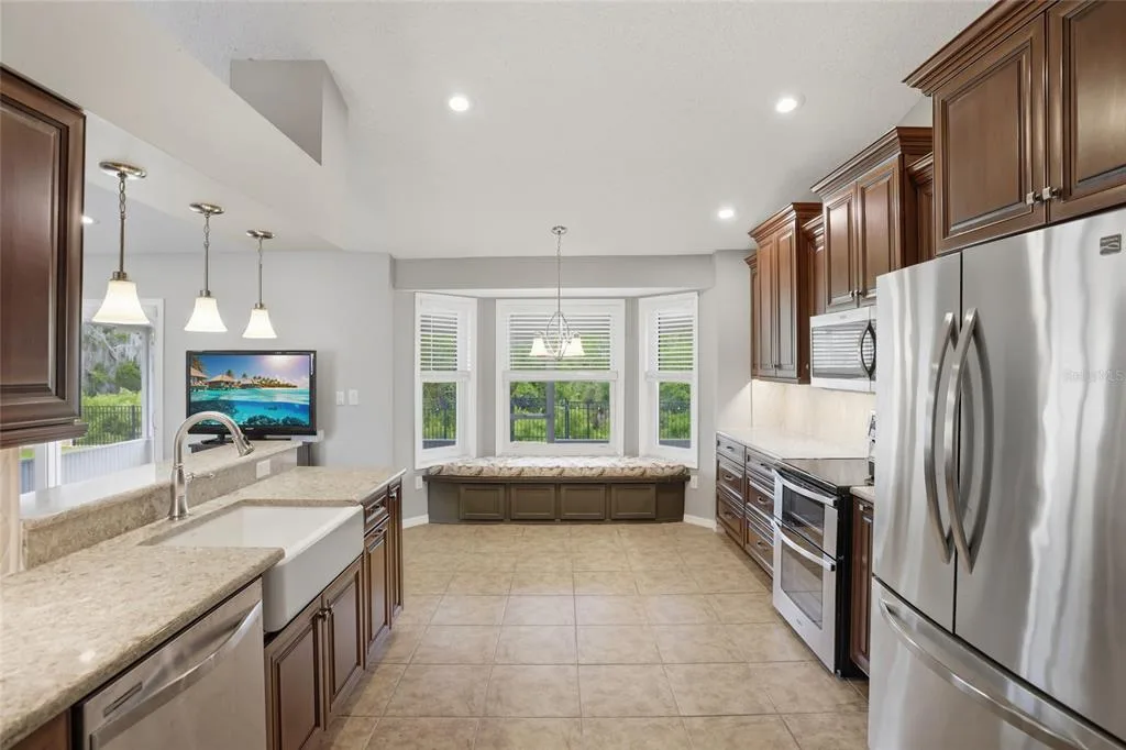 204 GREENWICH STREET, DAVENPORT, FL 33896