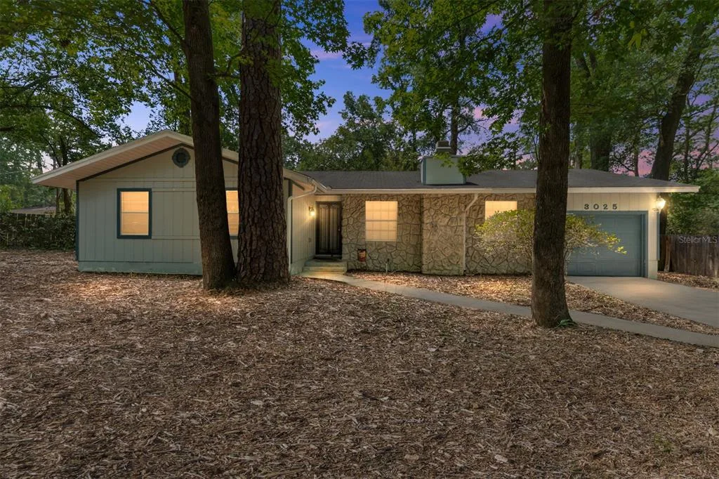 3025 W UNIVERSITY AVENUE, GAINESVILLE, FL 32607