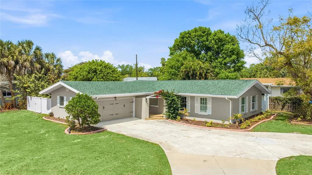 2949 BOUGAINVILLEA STREET, SARASOTA, FL 34239