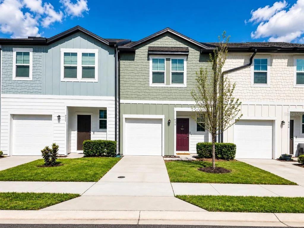 936 GRANDIN STREET, DAVENPORT, FL 33837