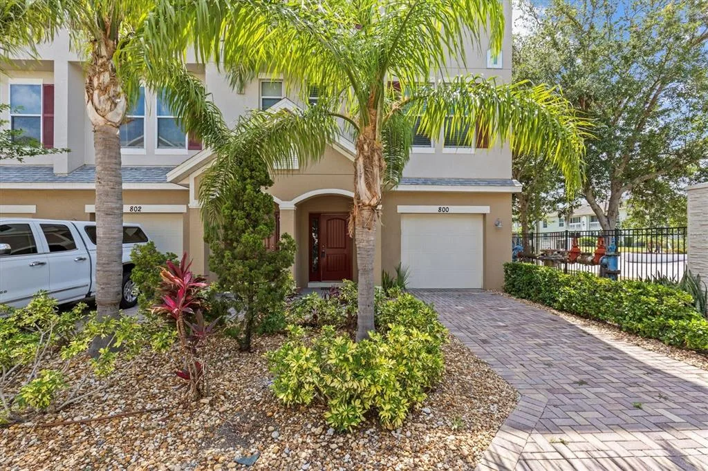 800 CALLISTA CAY LOOP, TARPON SPRINGS, FL 34689