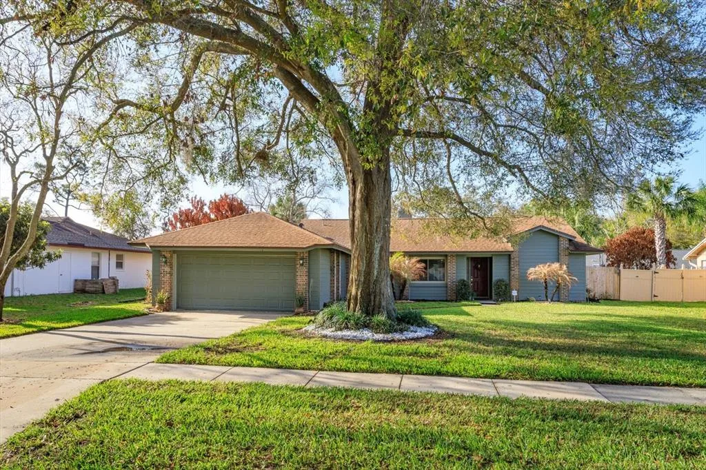 9237 SABAL PALM CIRCLE, WINDERMERE, FL 34786