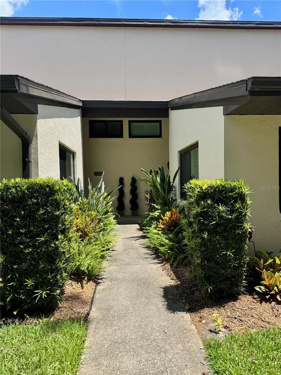 1637 SE PARADISE CIRCLE # 205, CRYSTAL RIVER, FL 34429