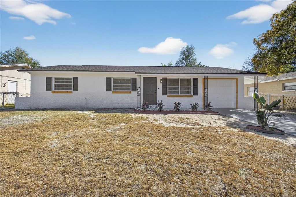8309 TUPELO DRIVE, TAMPA, FL 33637