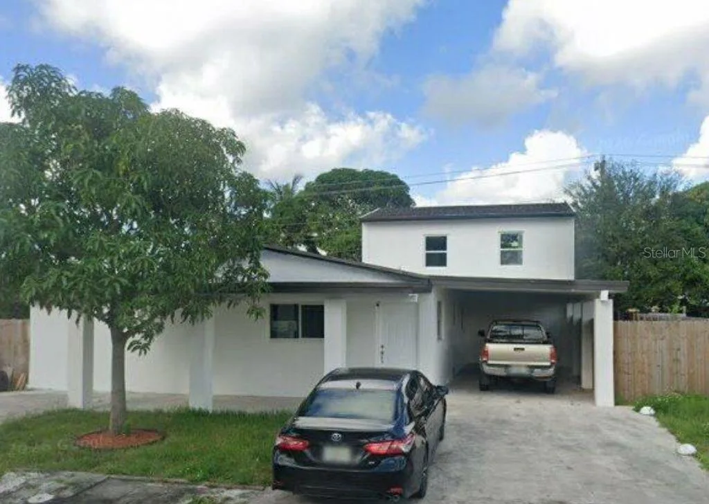 20720 NW 34 AVENUE, MIAMI GARDENS, FL 33056