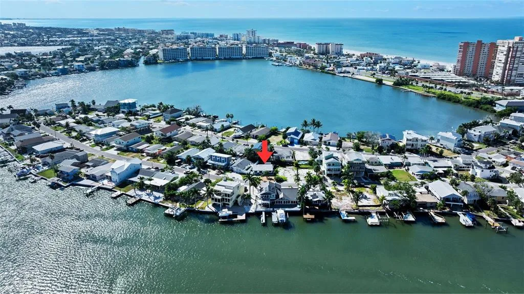 675 182ND AVENUE E, REDINGTON SHORES, FL 33708