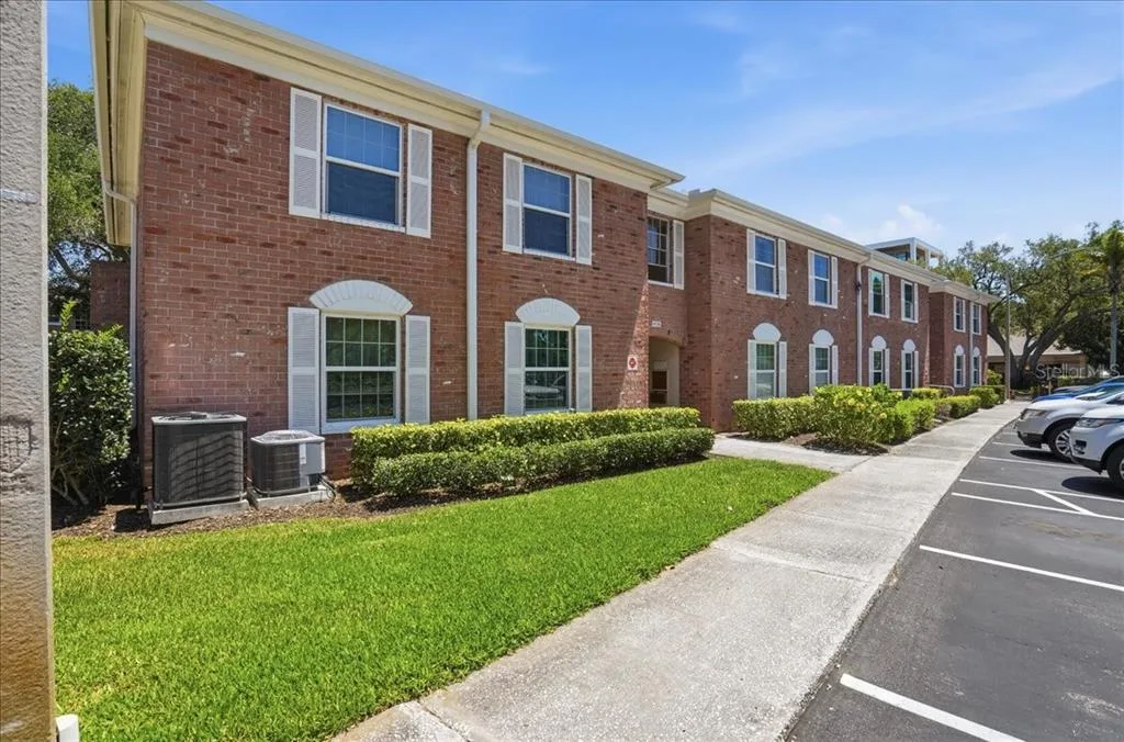 4138 37TH STREET S # 144, ST PETERSBURG, FL 33711