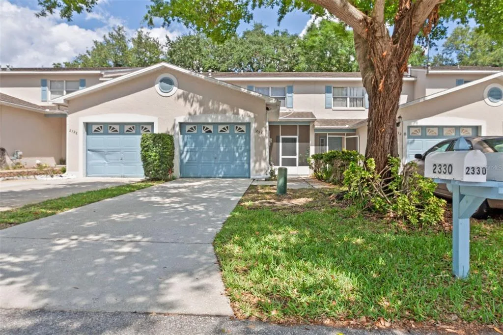 2330 SE ROYAL ISLE, WINTER HAVEN, FL 33880