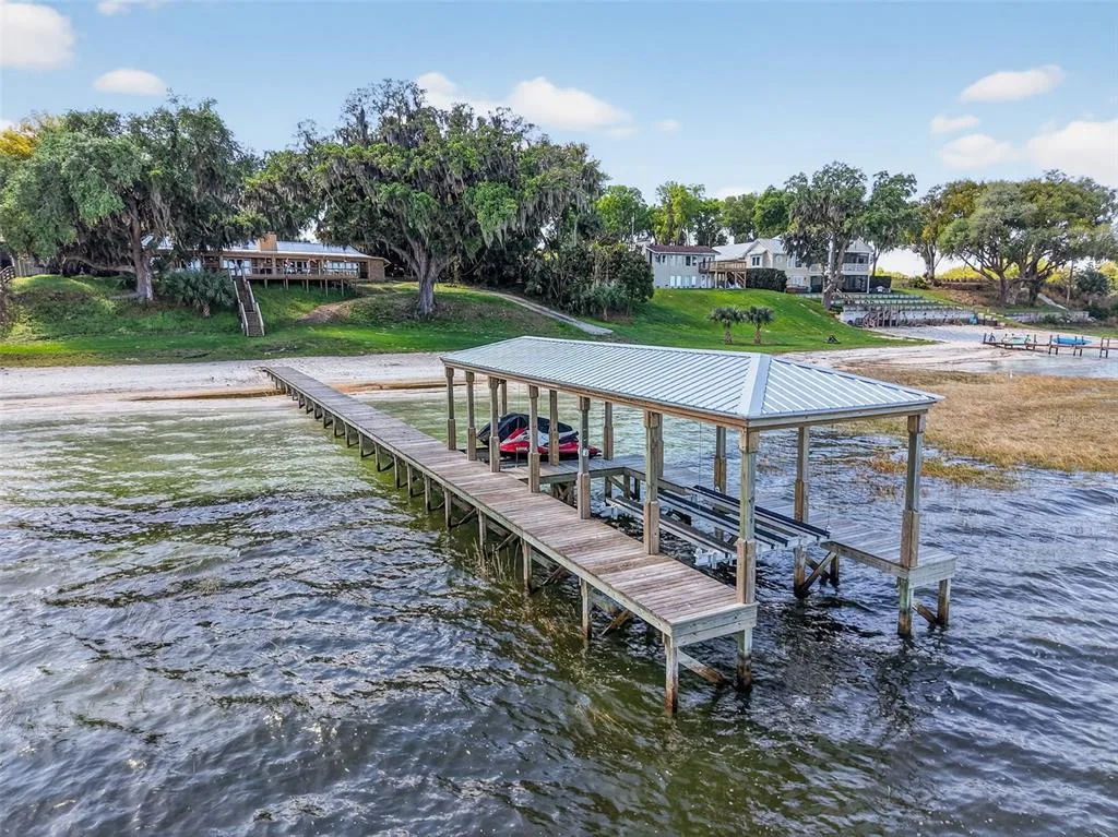 13033 SE 158TH LANE, WEIRSDALE, FL 32195