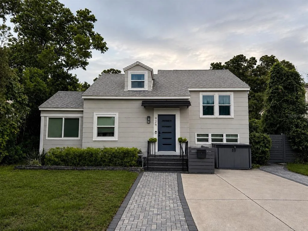 926 29TH STREET N, ST PETERSBURG, FL 33713
