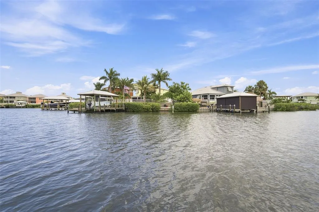 485 FLAMINGO DRIVE, APOLLO BEACH, FL 33572
