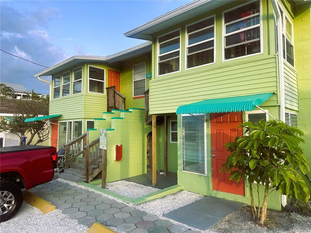 61 81ST AVENUE # 2, TREASURE ISLAND, FL 33706
