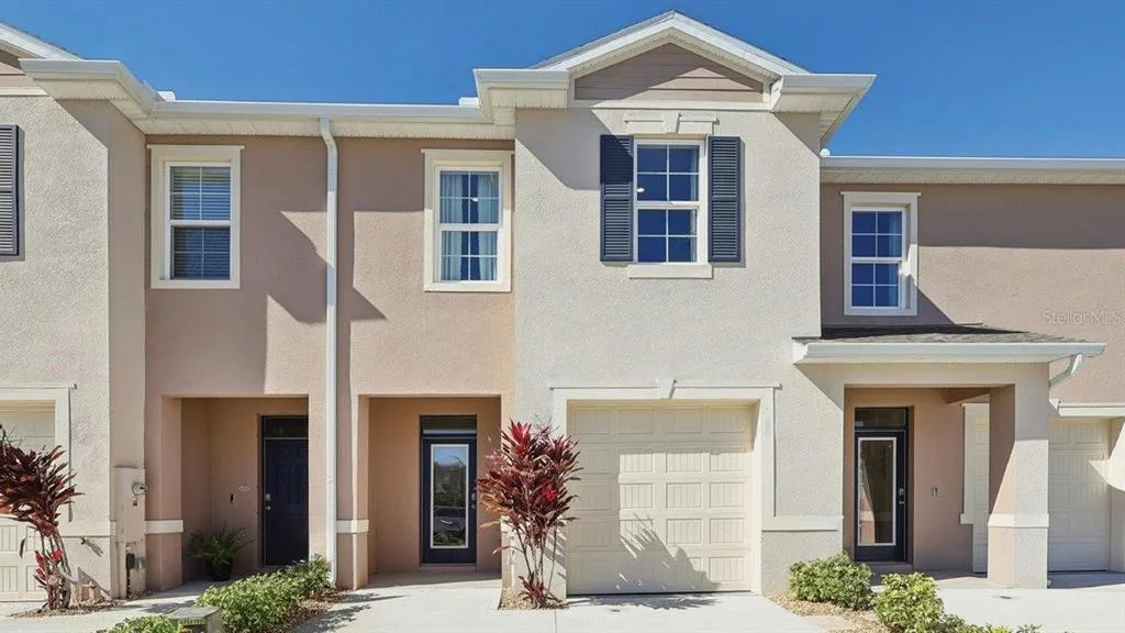 2570 OLYMPIC COURT, DAVENPORT, FL 33837