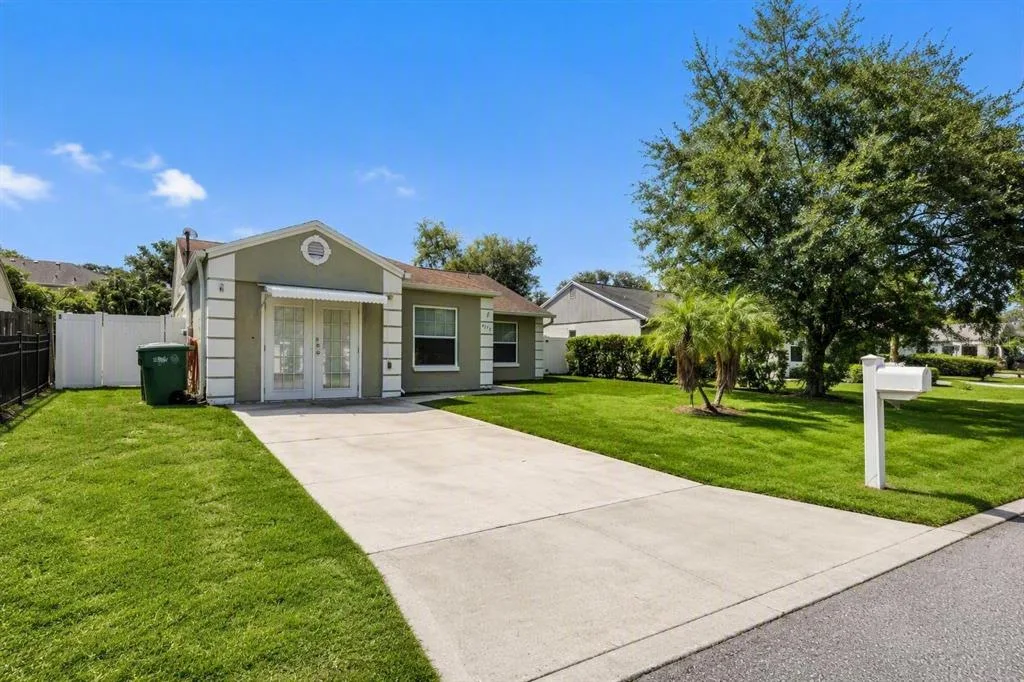 6713 S SHERIDAN ROAD, TAMPA, FL 33611