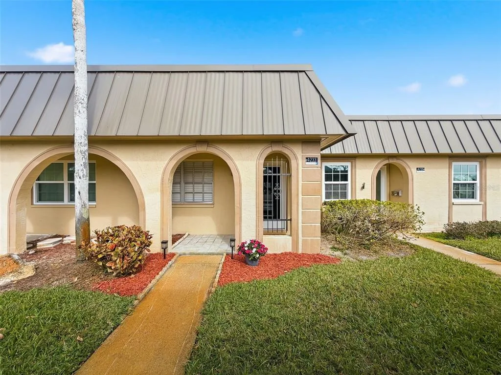 4233 STRATFORD DRIVE # D, NEW PORT RICHEY, FL 34652